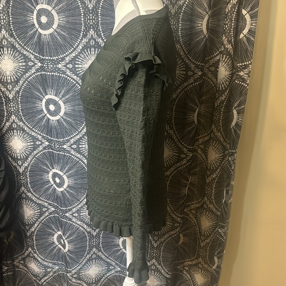 Green Long Sleeve Top by ZARA - Size Large - Picture 5 of 7